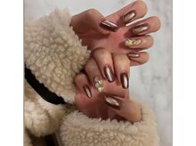 リップルズ(Ripples)/ビジューネイル