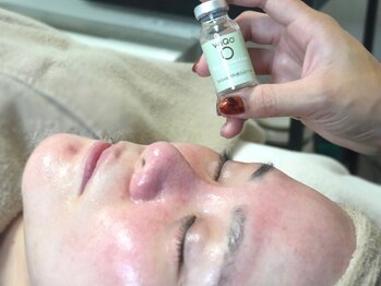 ビズビズ 梅田店(bisebise)の写真/new水光肌☆艶肌爆誕【Wiqoマッサージピール】+フォト光フェイシャル+ハイドラ毛穴洗浄+白玉パック￥11000