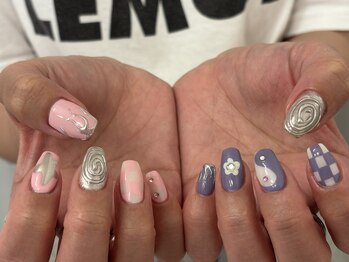 デザインネイル