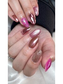 春ピンクのミラーネイル