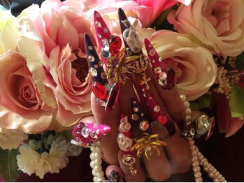 リングアリング(Ring a Ring)/ゴテ盛りネイル