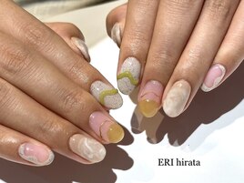 うねうねニュアンスネイル