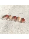 細いゴールドミラーがオシャレ☆