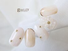 グラティフィー 梅田店(gratify)/ぷっくりフラワーニュアンス