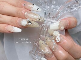 イニシャルネイル