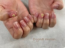 ダイナ ムーン(Dyna moon.)/マグネットネイル