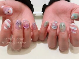 ラブリーなアシメネイル