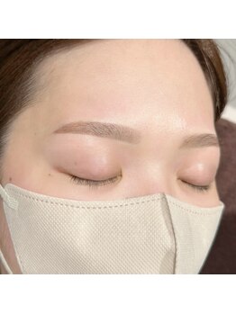 シェーヌ(CHAINE)の写真/美眉スタイリングでお顔の印象、魅力度をUP☆お顔のバランスや骨格に合わせてデザインをご提案します♪