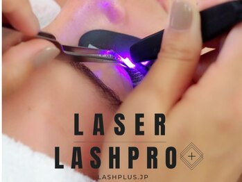 エテミー(etemy)の写真/圧倒的なモチの良さで話題のLEDマツエク取扱店♪高持続LED×超軽量フラットラッシュで究極のモチを実現☆