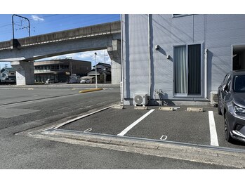 サロンアールミヨン(Salon R Miyon)/駐車場
