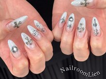 ネイルルーム リアン(NailRoom Lien)の雰囲気（長さ出しもできますよ。長さも選べます☆）