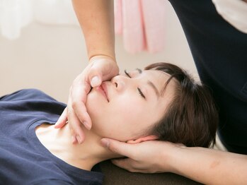 美容矯正サロン レレポノ(LELEPONO)の写真/《施術後驚きの変化》その場で効果実感&抜群の持続力で満足度◎【顔の歪み/左右差/鼻の曲がりも改善】
