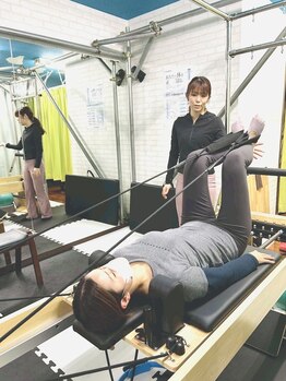 ヒトノワ(hitonowa)/【マシンピラティス】