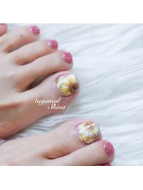 パラジェルひまわりフットネイル
