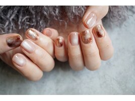 ニュアンスネイル