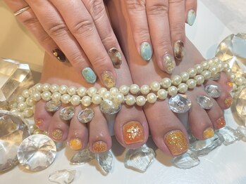 サロン リア(salon Lia)の写真/【持込デザインＯＫ！】お色変更も可能◎ご希望にあった理想のネイルデザインを叶えるサロン♪