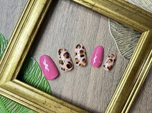 エルマナ(HERMANA)/ピンク×ヒョウ　アニマルネイル
