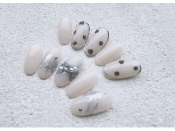 ジェムネイル(gem nail)/定額デザイン¥7700→6,980円