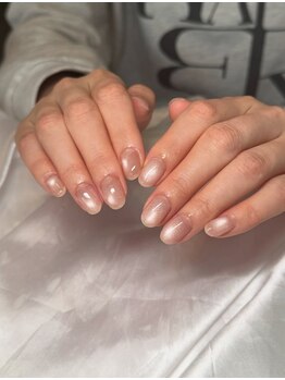 ロミー(Rommy)/うるうるマグネットネイル