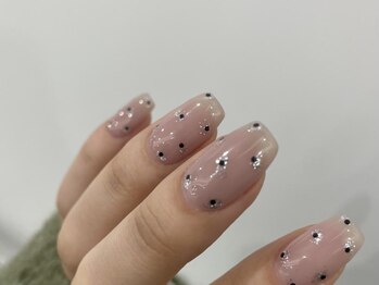 アイネイルズ 梅田店(I nails)/ホロラメドットシンプル透明感