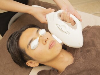 コマズビューティサロン(Koma's Beauty Salon)の写真/【男性の身だしなみ】メンズヒゲ脱毛で、清潔感UP＆つるすべのお肌に☆毎日のお手入れが楽ちんに♪