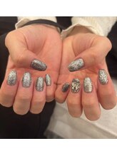 マグロ ネイルサロン/