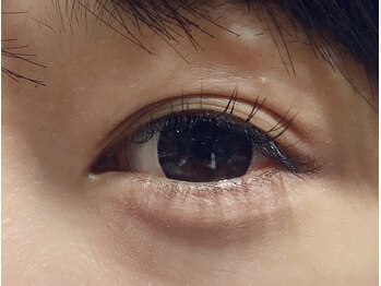 フリルアイビューティ 豊中店(Frill Eye Beauty)/