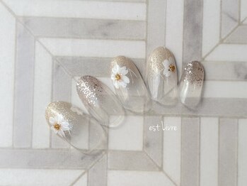 エストリブレ(estLivre)/桜ネイル