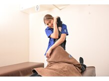 共立総合整骨院 本厚木院/ボキボキしません！！