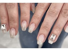 ミアネイル 蕨店(mia nail)/グラデーション＋パーツ追加