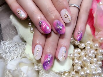 カットアンドスタイル クラウン(Cut & Style Clown)/ジェルやり放題【横浜】