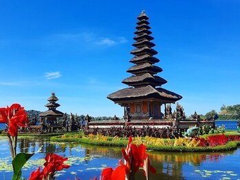 アジアンリラクゼーション ヴィラ 大橋店(asian relaxation villa)/バリ島；ウルンダヌブラタン寺院