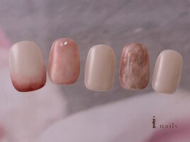ピンクトレンドアートネイル