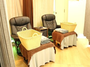 新阿里山/足ツボはリクライニングソファで