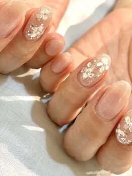 ネイルサロン ブリスト 新宿店(Nail Salon Blisst)の写真/【朝10時オープン】ケア＆フォルム重視の美爪ネイル♪上品トレンドデザイン豊富★大人女性にも人気◎