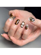 ナナネイルズ(nananails)/持ち込みアートやり放題 ¥11,500