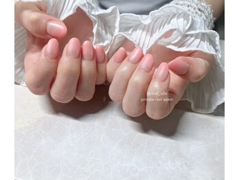 アンジュール(andulte)の写真/うるツヤワンカラー/グラデーションがおすすめ◎大人女性のための洗練されたデザインで指先を輝かせる♪