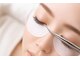 リリーアイラッシュ バイ アジア(Lilly Eyelash by ASIA)の写真/まつ毛の傷みやモチの悪さにお悩みの方へ。丁寧なケアと高技術で、ダメージレスな美しい目元を長くキープ！