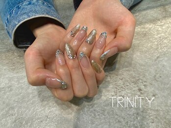 トリニティー(TRINITY)/キラキラストーン　by鈴木