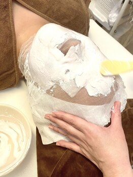 トータルビューティーサロン キララ(KIRARA)の写真/【3月限定★ホワイトデー特別企画】圧倒的結果力！韓国式速攻小顔コルギ石膏パック込通常¥15,800→¥7,900