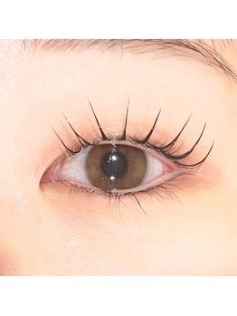 モナ(MoNa)/まつ毛パーマ上