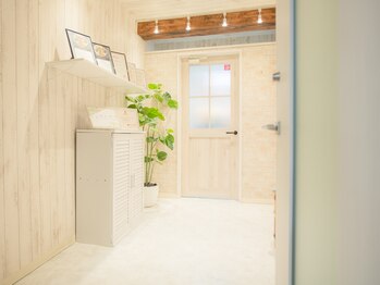 クオン(KUON)/-店内入口-