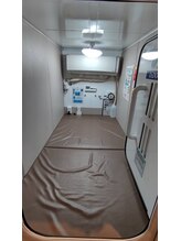 酸素カプセルコージィ(Cozy)/室内広々エアコンも完備◎