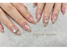 ダイナ ムーン(Dyna moon.)/お持ち込みネイル☆