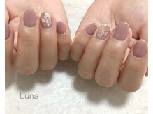 ルナ(Luna)/