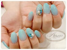 アモーナ ネイルアトリエ(amona nail atelier)/Ｖカットストーンでキラキラに☆