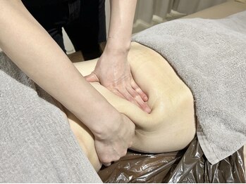 ヴィクシア(VIXIA)の写真/【大人女性必見の温活痩身】長年蓄積されたセル脂肪やコリもマシンとプロの熟練の手技にお任せください♪