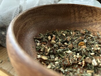 ノノン(Nonon)/ヨモギとハーブのブレンド