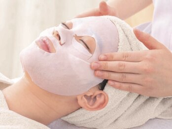 ルネ(Lune)の写真/【老け見えの原因ともなるシミ/しわのお悩みが増えてきた方に◎】あなただけのケアメニューをご提供★