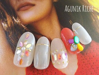 アグニークリッシェ(Agunik Riche)/【リーフネイル】